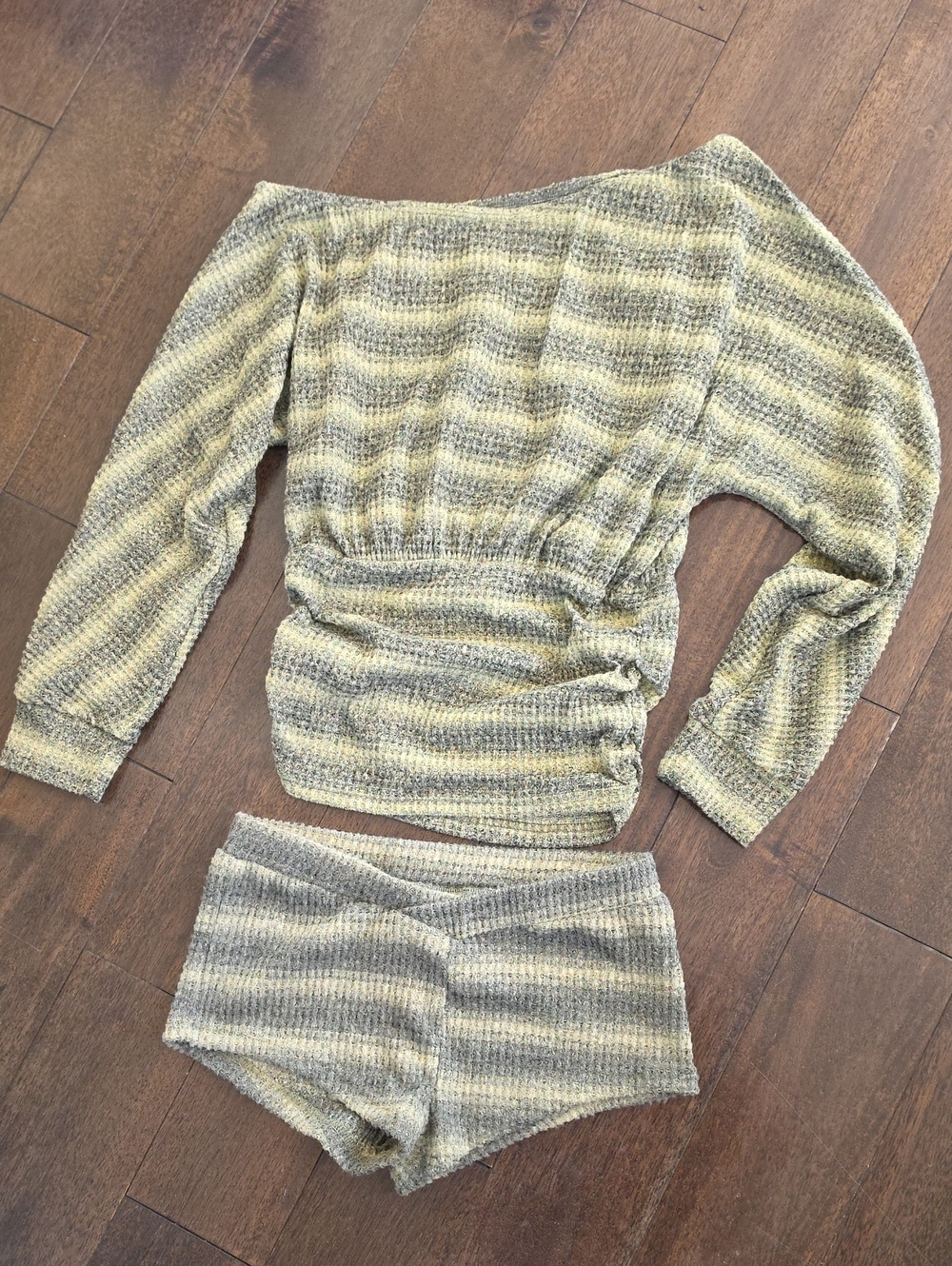 Shein Striped Knit 2 Piece Lounge Set Off Shoulder Top M Booty Shorts XS